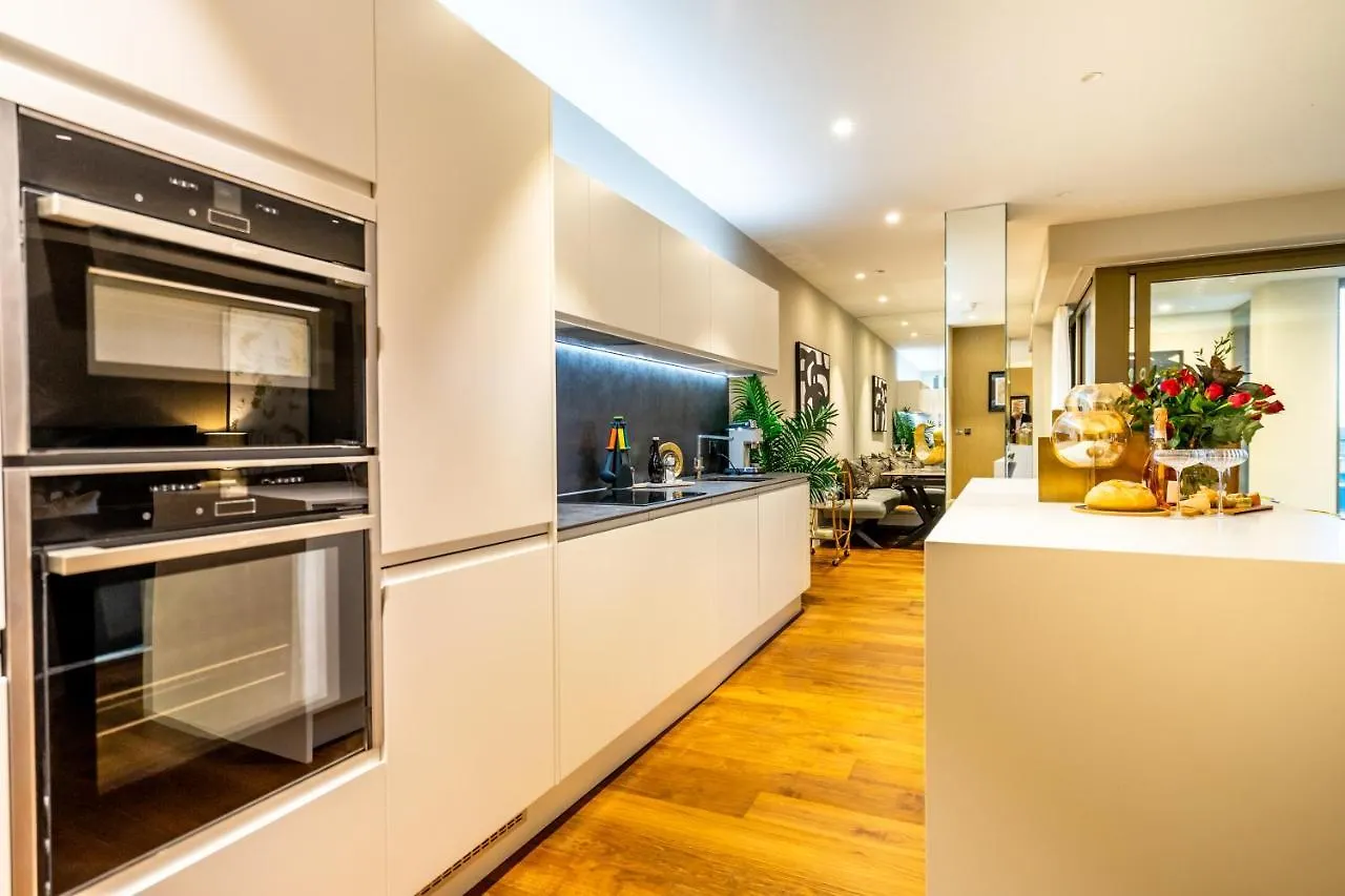 아파트 The Residence @ Ryedale House 요크